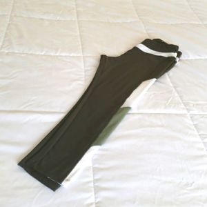 New Marika Jeggings NWOT